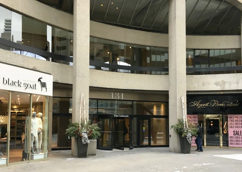 (William Ashley's new Bloor Street entrance will take over the current 131 Bloor Street West Colonnade entrance, between Black Goat Cashmere and Agent Provocateur)&nbsp;
