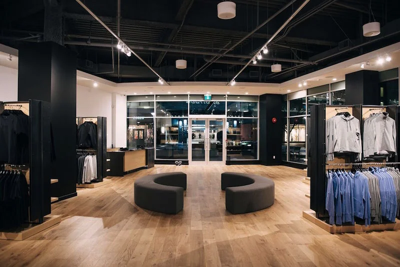 (park royal store: Architect: Tony Robins , Fixture design/engineering: Peregrine ) 