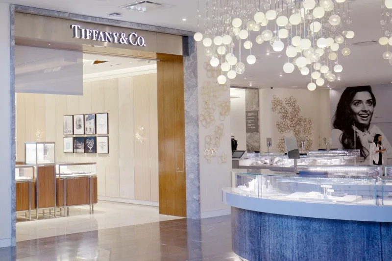 (tiffany &amp; co. concession at holt renfrew)&nbsp;
