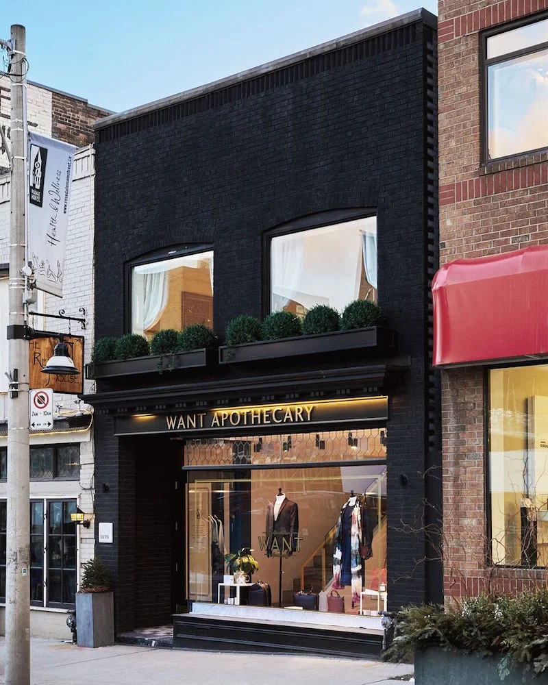 ('Rosedale' store in Toronto)&nbsp;