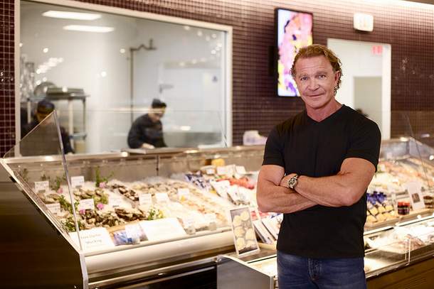 (mark mcewan. photo: Food Network Canada ) 
