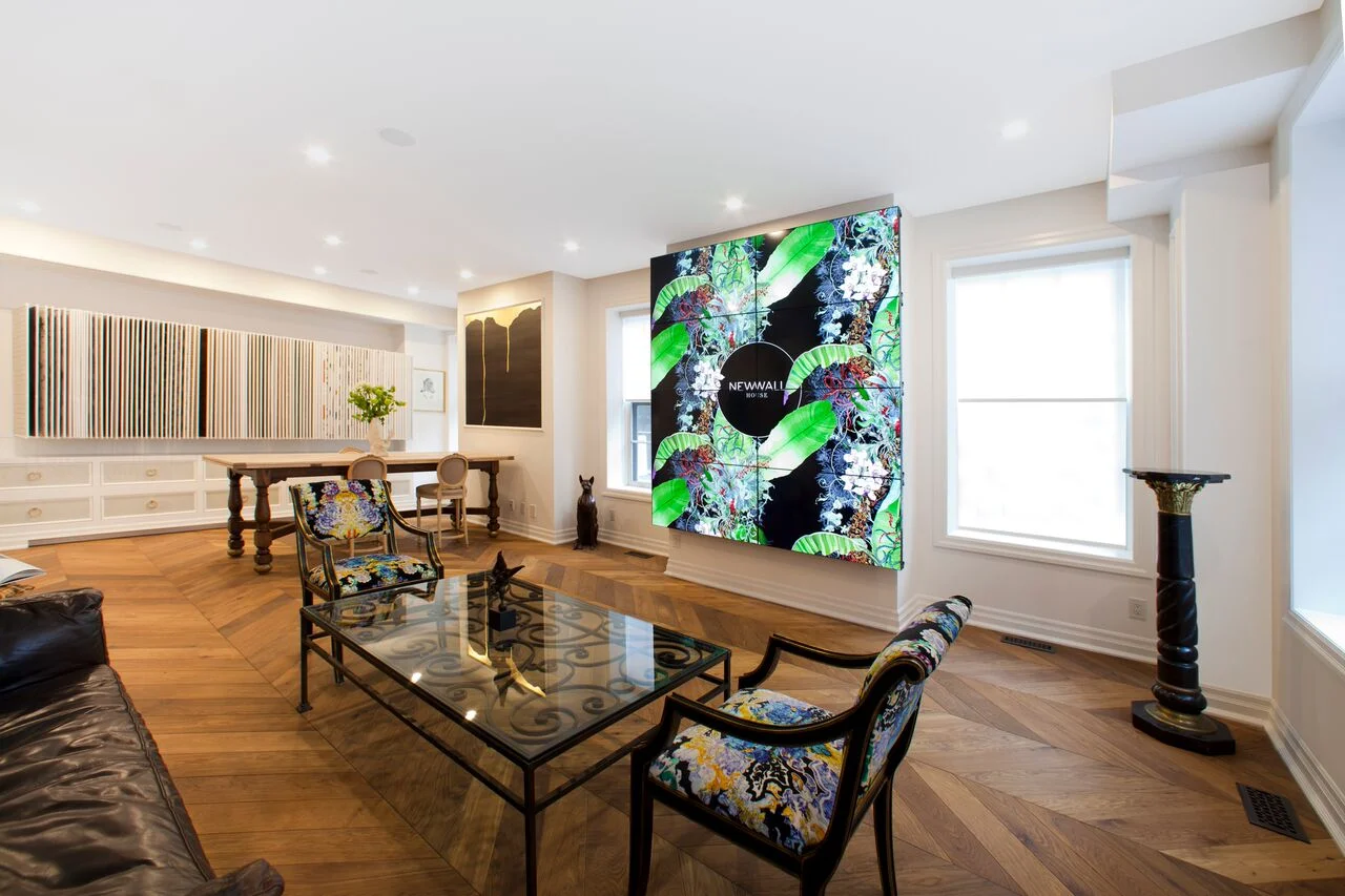 (Digital wall on the main level)&nbsp;