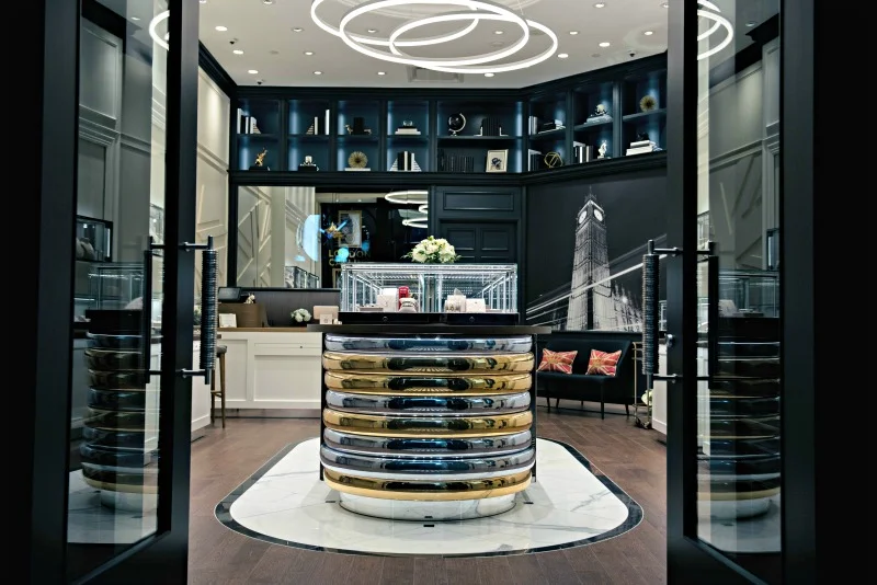 (Looking into the new Yorkdale boutique)