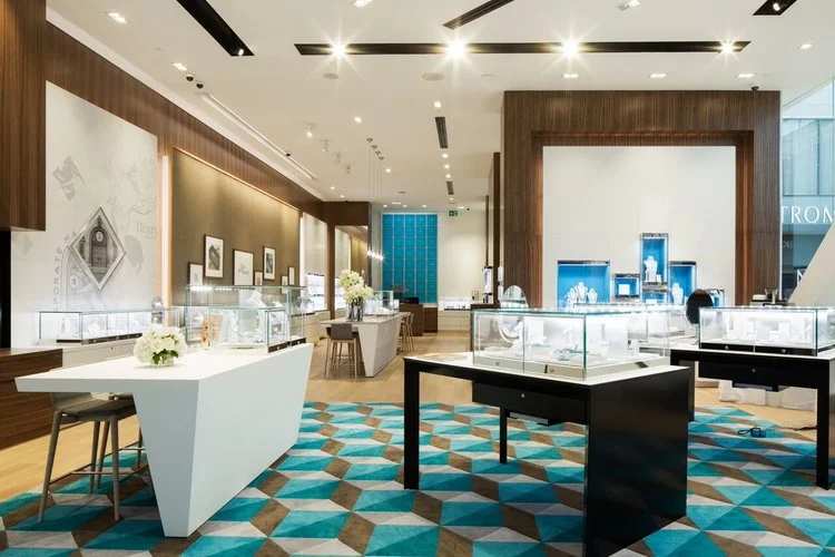 (Birks at Toronto's Yorkdale shopping centre: the replacement store opened in october of 2016, and is being used as a prototype for future birks locations. Photo: Birks. Details re: prototype store:&nbsp; http://www.retail-insider.com/retail-insider/2016/10/birks-yorkdale