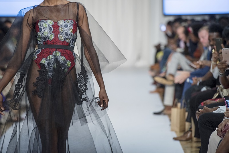 (DESIGNER: www.ofuure.com )