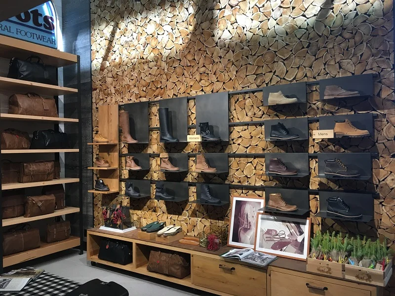 (Footwear wall)&nbsp;