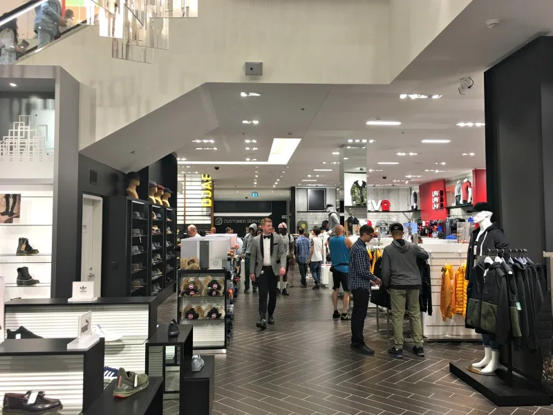 (Photo:  University of Alberta School of retailing )&nbsp;