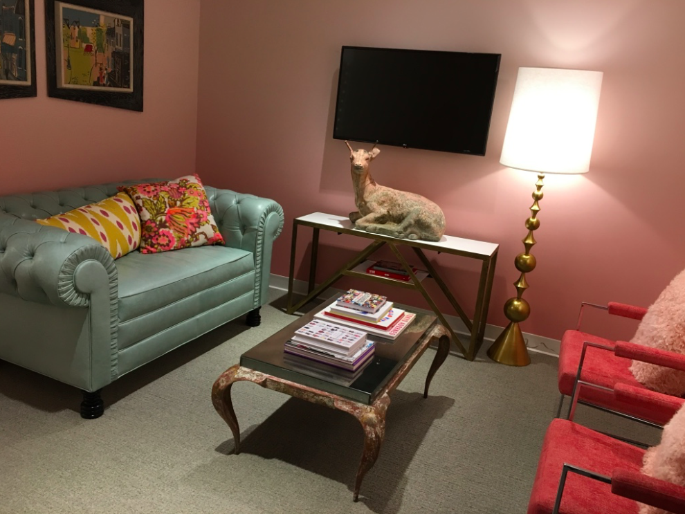 ('Apartment' living room for visitors to relax, in womenswear) 