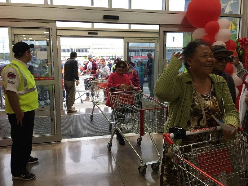 Seafood City Launches Canadian Expansion with 1st Store [Photos]