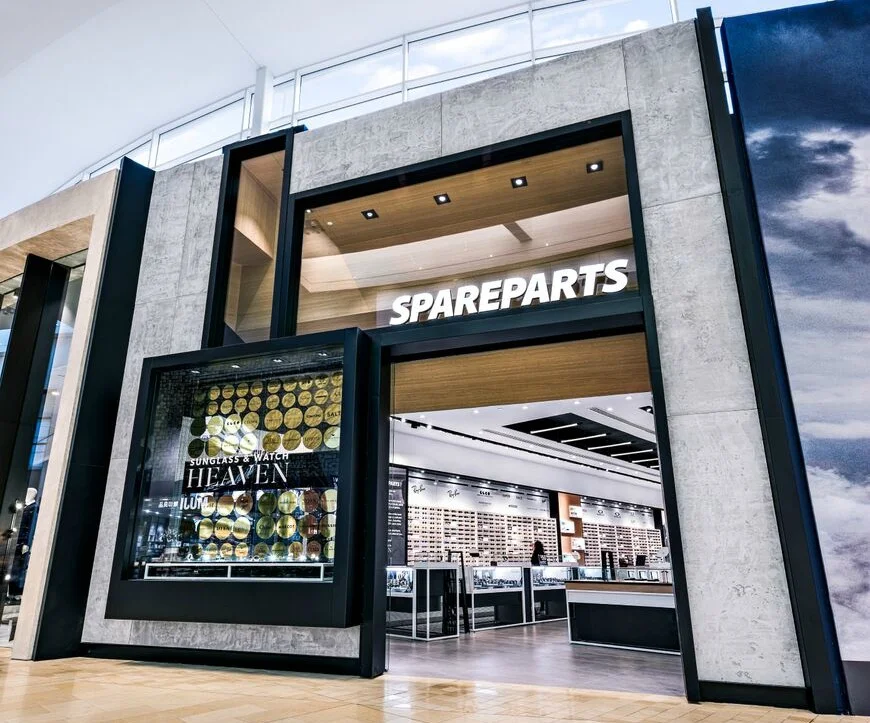 (Yorkdale store: Vincenzo Pistritto from Brandon Barre Photography ) 