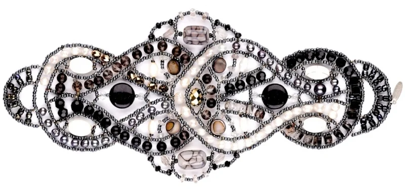 Anemone+Pearl+&+Onyx+bracelet+by+Musesa.jpg