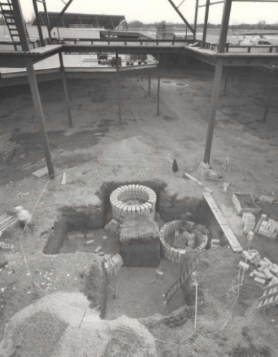 (1970's construction) 