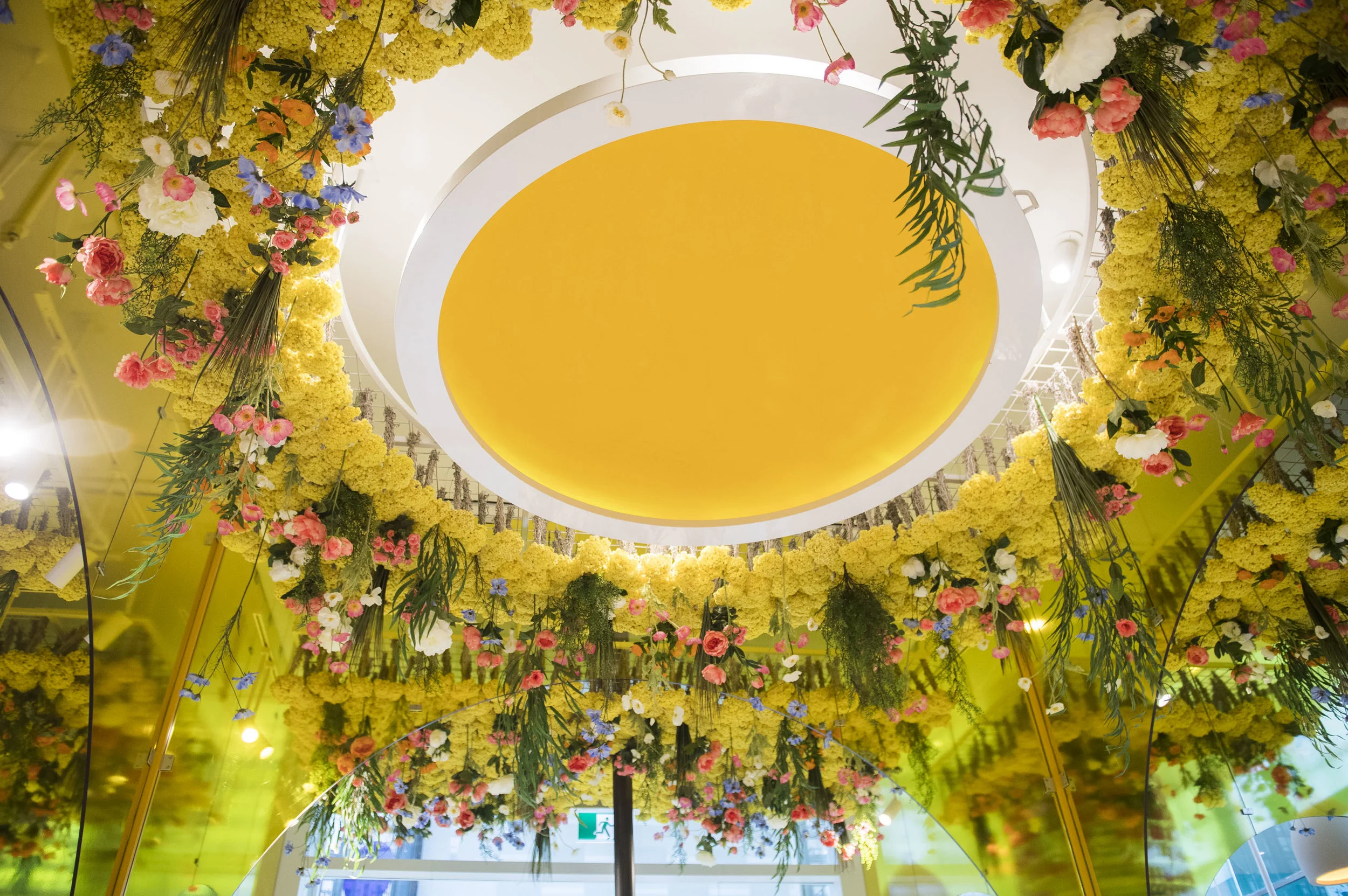 (The "sun" at the centre of the store) 