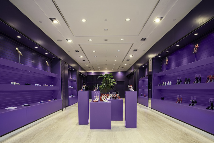 (Toronto-based footwear brand 'zvelle' launched as an e-commerce brand, and has since since operated pop-up spaces as part of its strategy. Photo: Zvelle) 