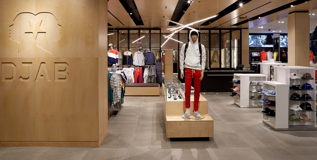 (Men's trendy/Streetwear 'DJAB' department) 