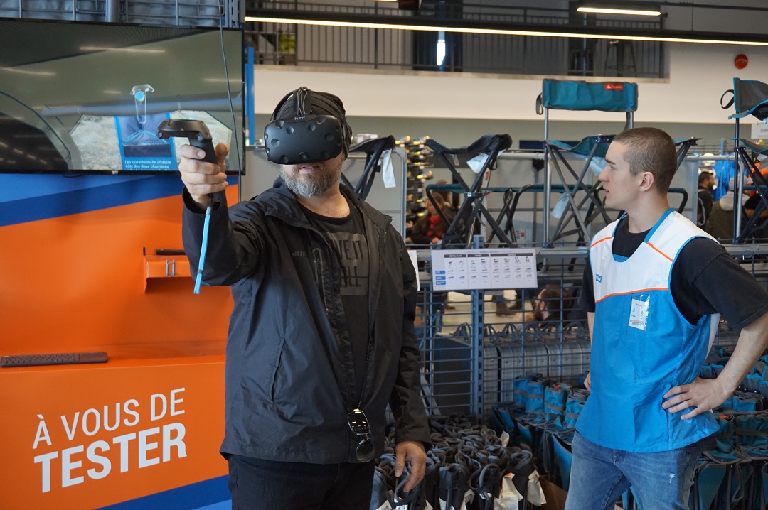 Testing out Valtech's VR Goggles. Photo: Decathlon