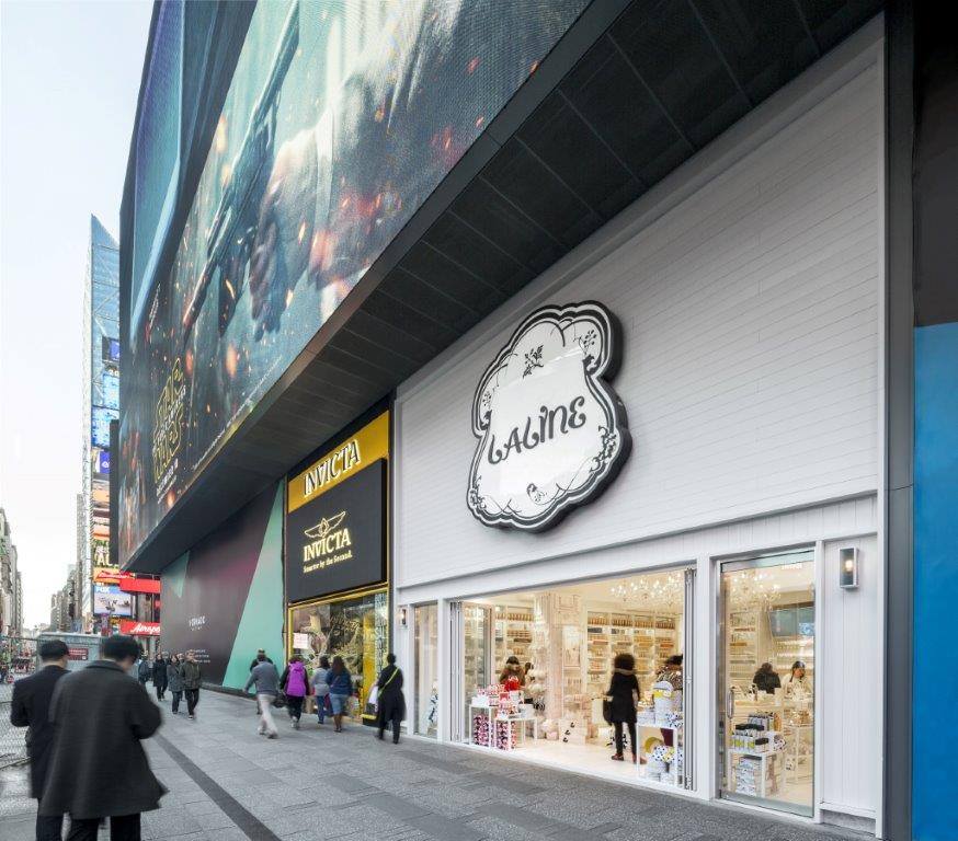 Laline USA. Photos: Laline Facebook