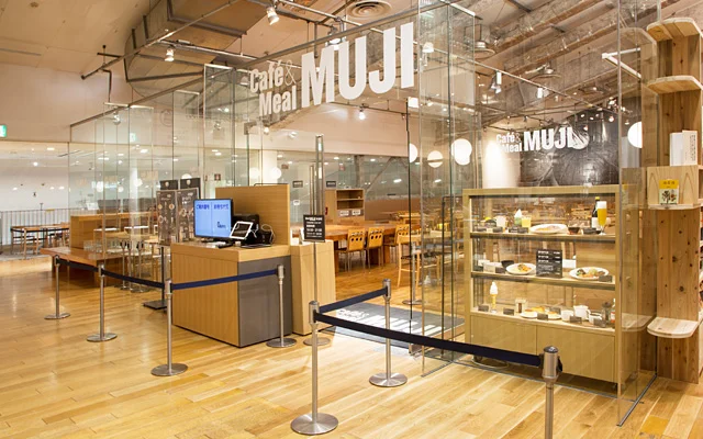 Above and below: Food & Beverage at Muji in Japan. Photo: Its a piece of Cake