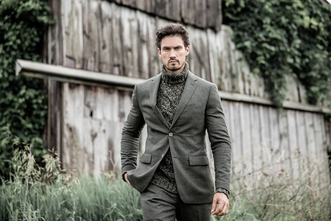 Hayward Flannel Olive Suit