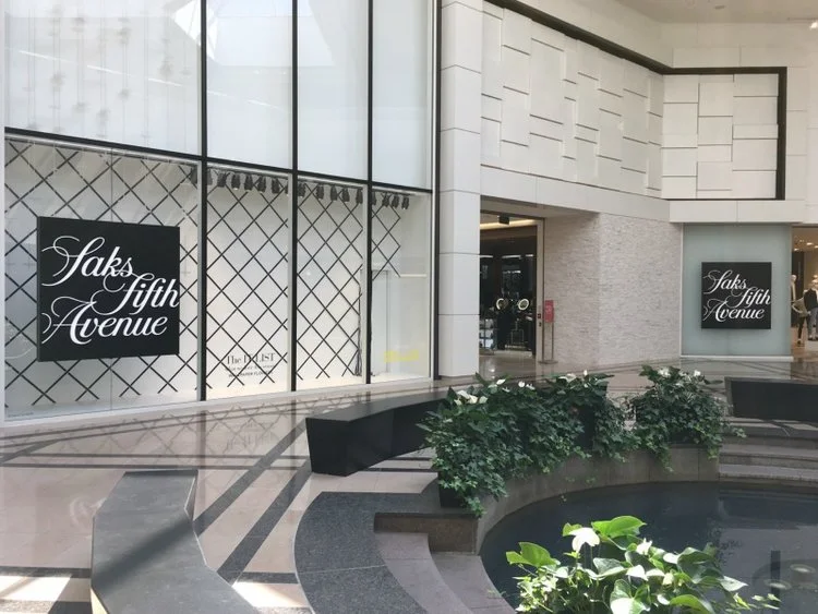 SAKS FIFTH AVENUE OPERATES A BEAUTIFUL 143,200 SQUARE FOOT STORE AT CF SHERWAY GARDENS, WHICH OPENED IN FEBRUARY OF 2016. IT INCLUDES AN 18,500 SQUARE FOOT FOOD HALL OPERATED BY PUSATERI'S FINE FOODS