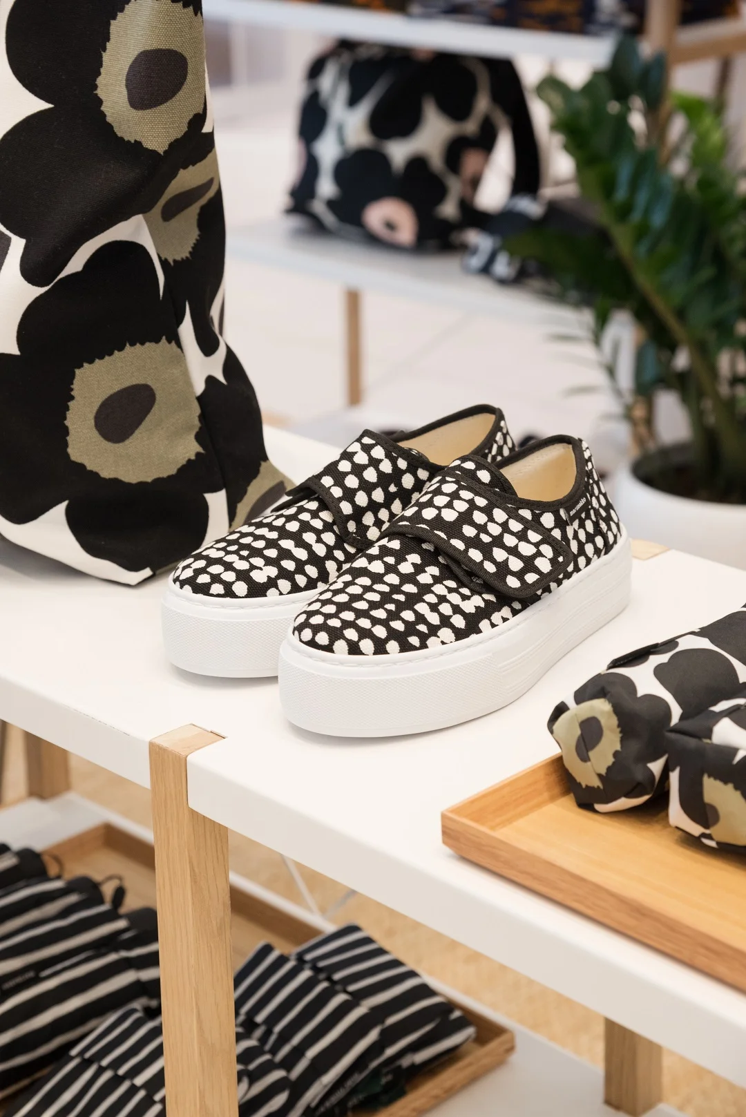 GFrank_SimonsMarimekko-1.jpg