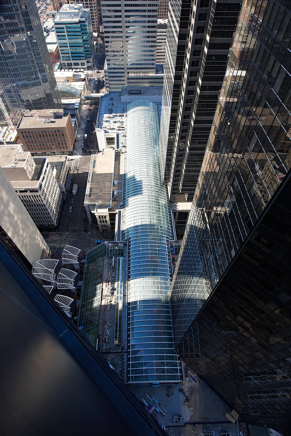 Atrium spanning three city blocks. Photo: Cushman & Wakefield