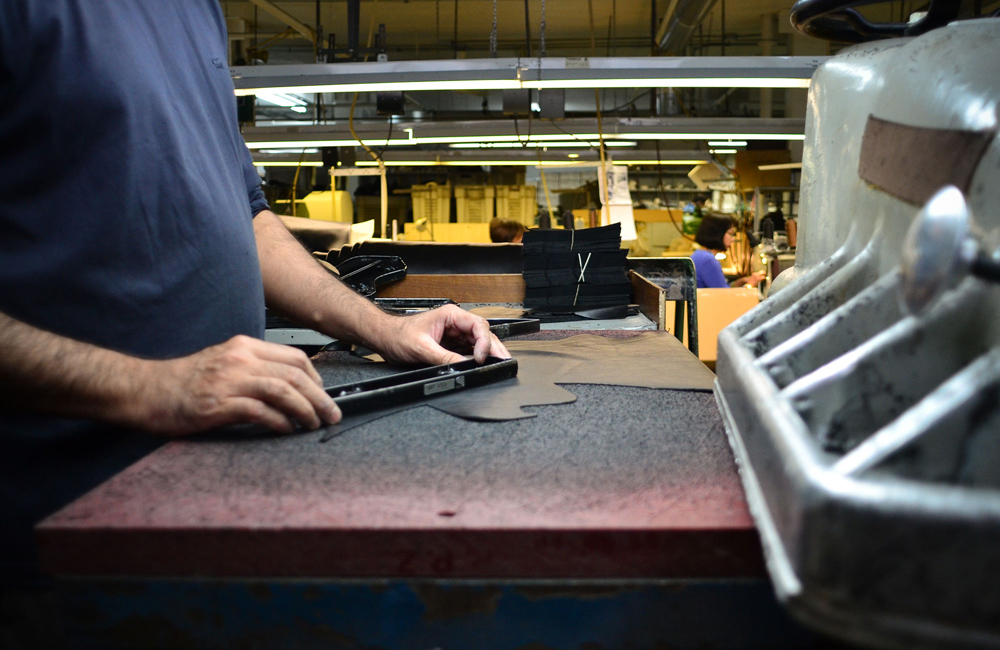Handcrafted in Canada. Manufacturing process is shown below. Photos: Anfibio