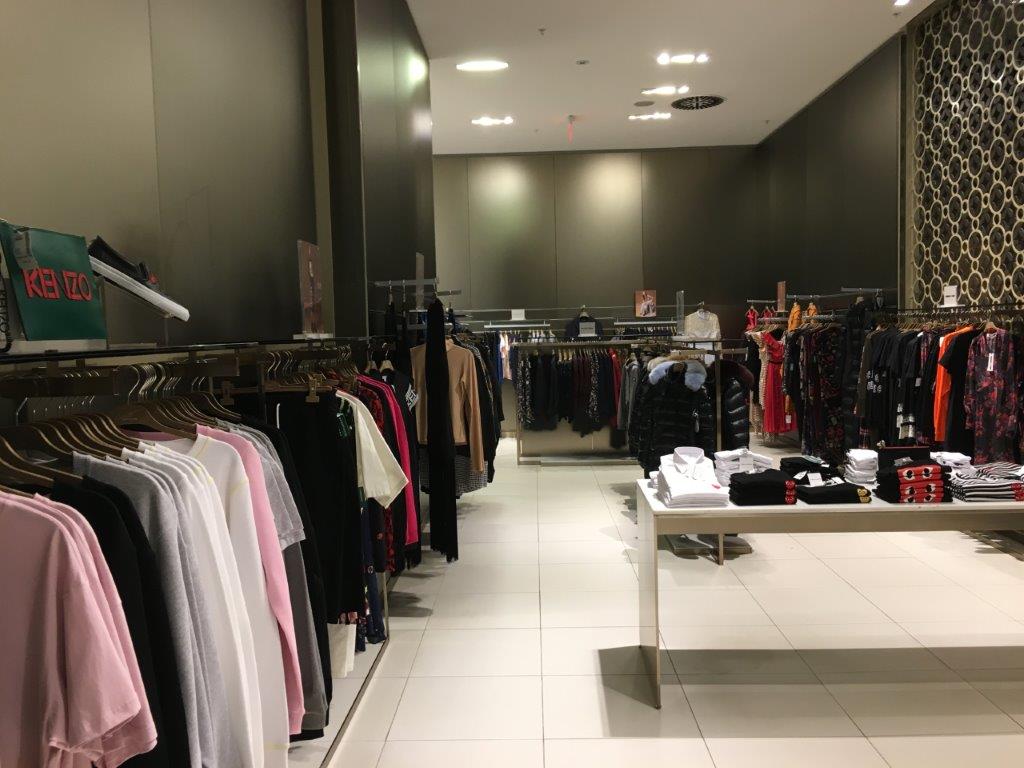 Edito department at Simons West Edmonton Mall in October, 2018. Photo: Craig Patterson
