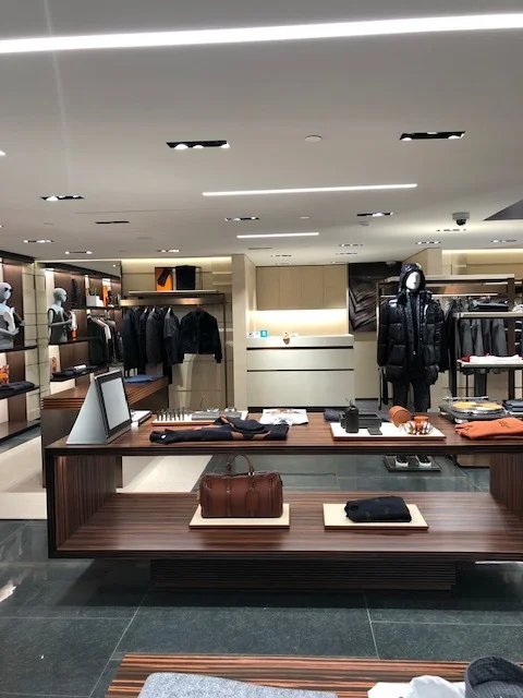 Informale  Cash Desk.jpg
