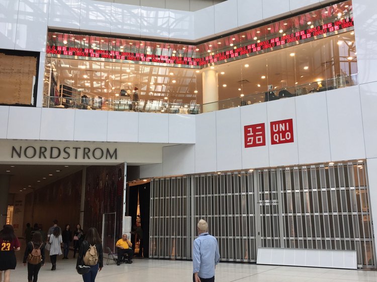 MAIN ENTRANCE TO UNIQLO in 2016 withIN THE DUNDAS ATRIUM OF CF TORONTO EATON CENTRE. PHOTO: DEVON JOHNSON