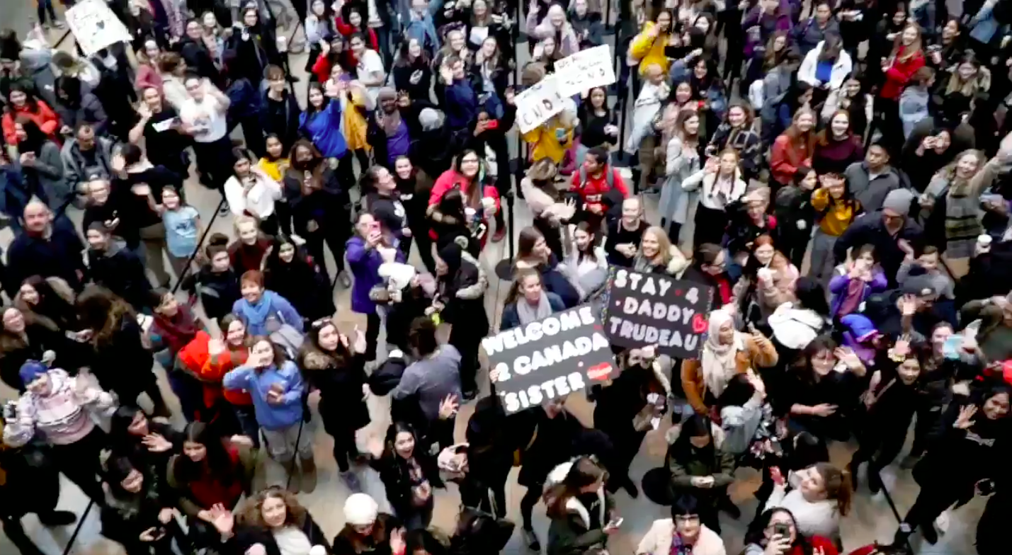 Another shot of More than 10,000 fans that mobbed Mississauga’s Square One on January 12, 2019 to see Morphe spokesperson James Charles . Photo: Square One