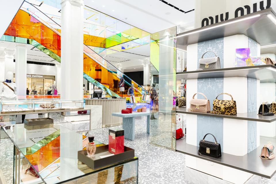 Saks 3.jpg