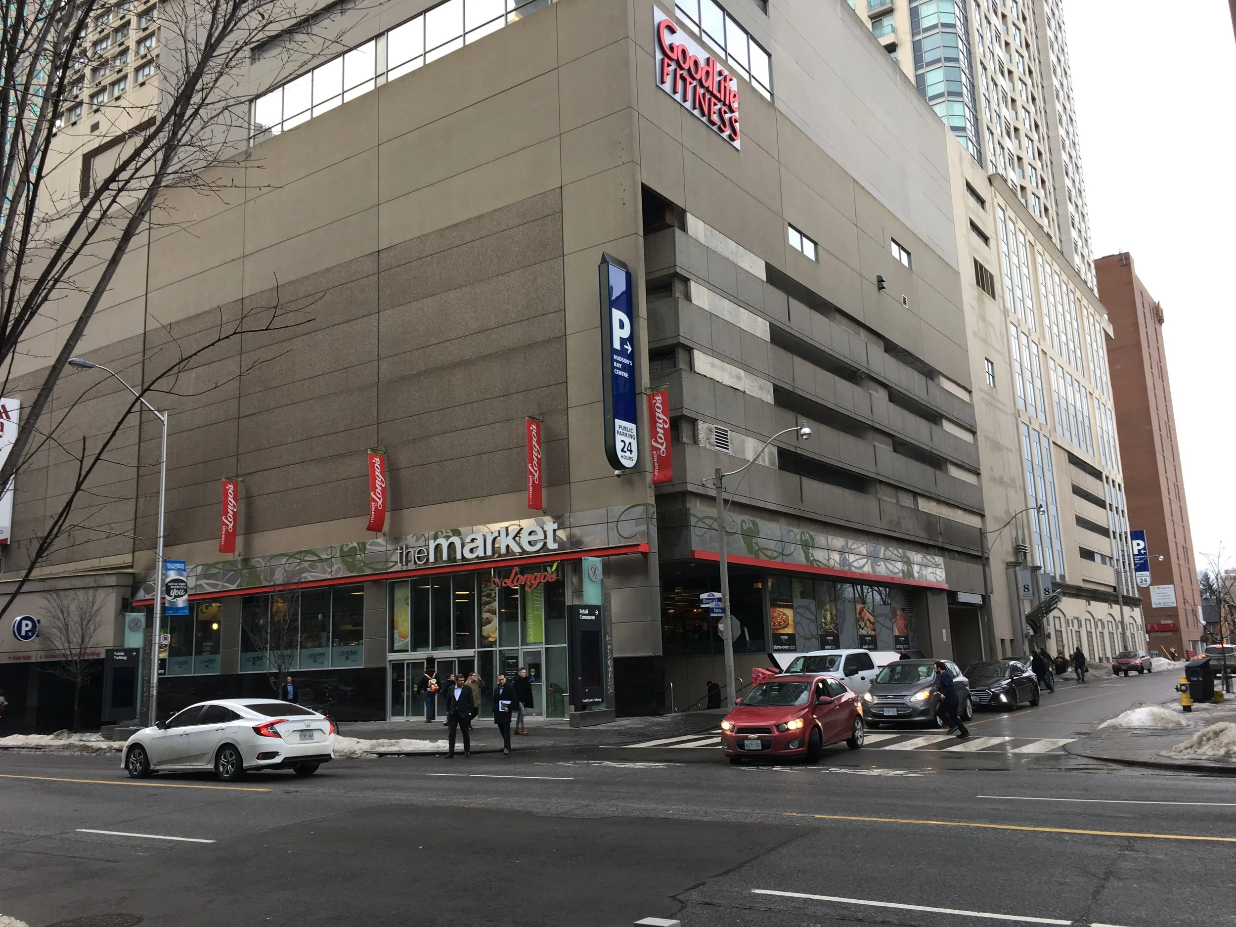Longo’s at the Hudson’s Bay Centre, with a Rabba Store seen in the background on Park Road. PHOTO: CRAIG PATTERSON