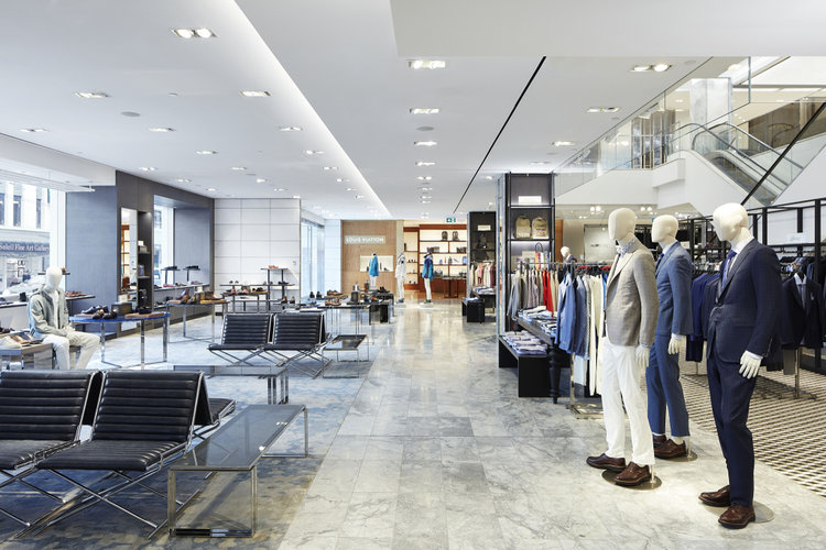 HOLT RENFREW VANCOUVER PHOTO: HOLT RENFREW