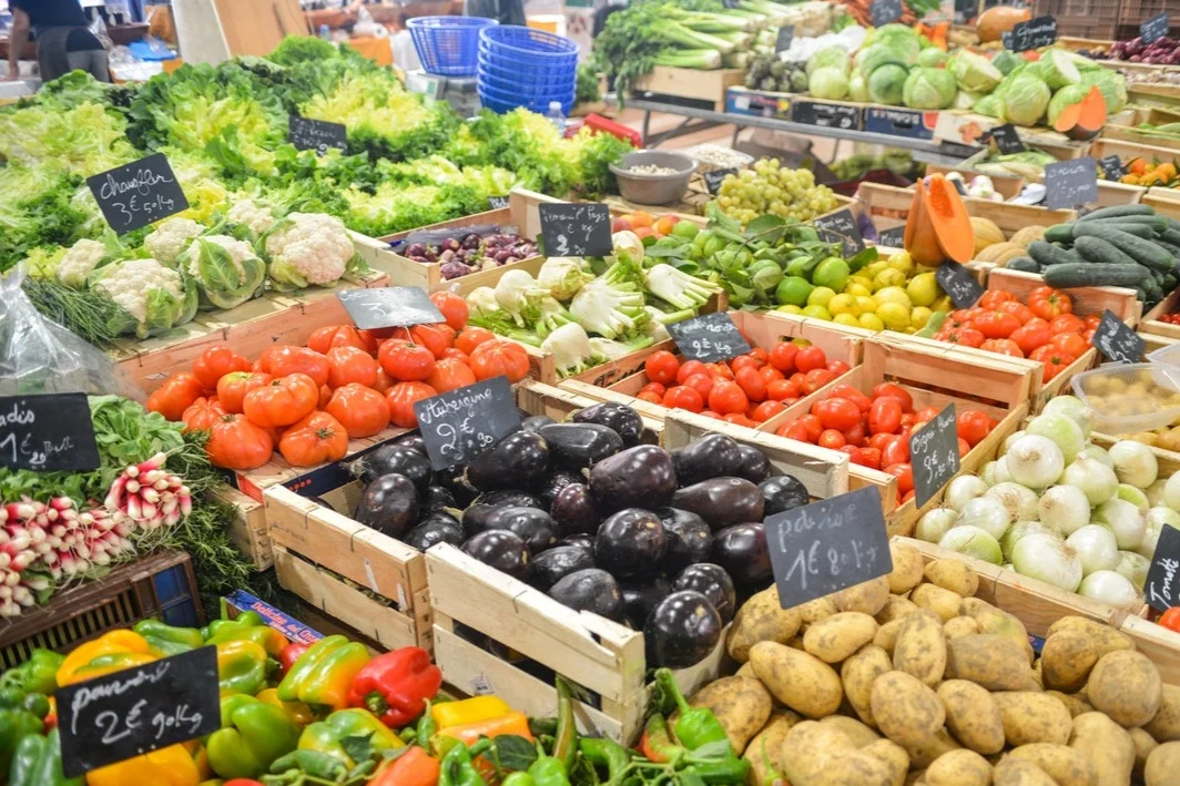 Carbon Tax Will Increase Grocery Prices in Canada: Expert 