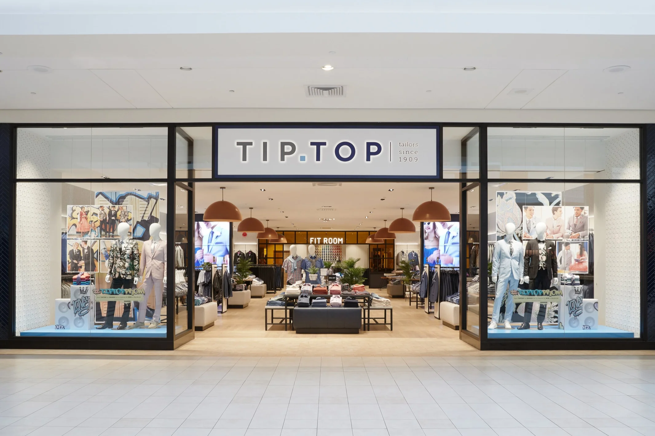PHOTO: TIP TOP