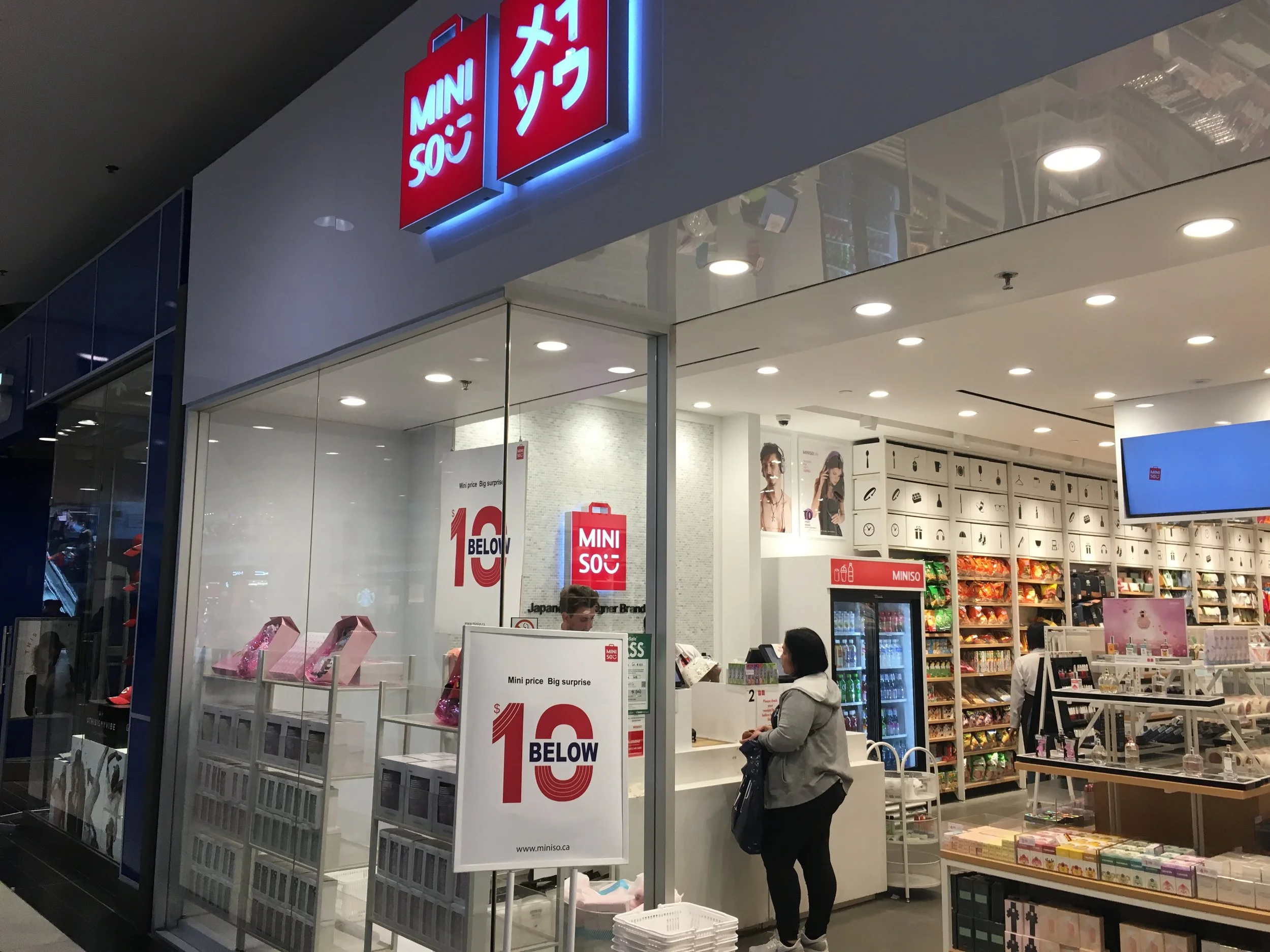 MINISO AT CF TORONTO EATON CENTRE PHOTO: CRAIG PATTERSON