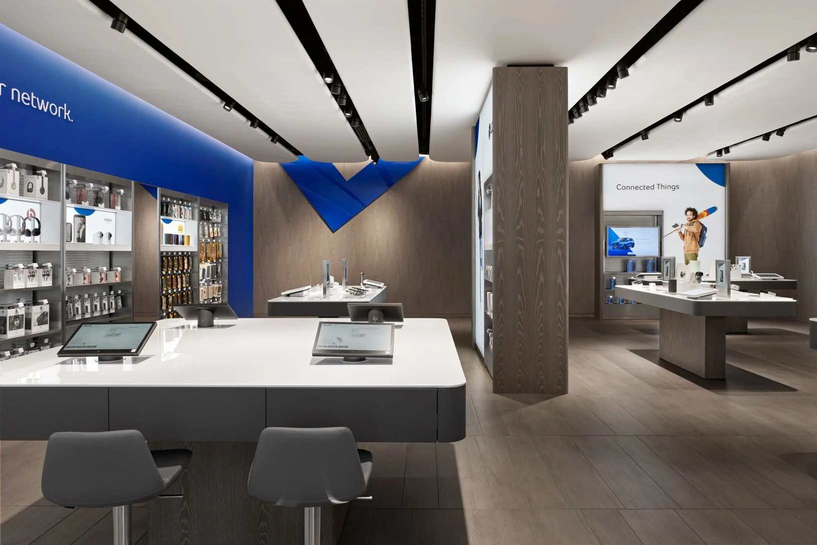 Bell Canada Launches ‘Next-Gen’ Retail Experience Designed by Award-Winning Firm