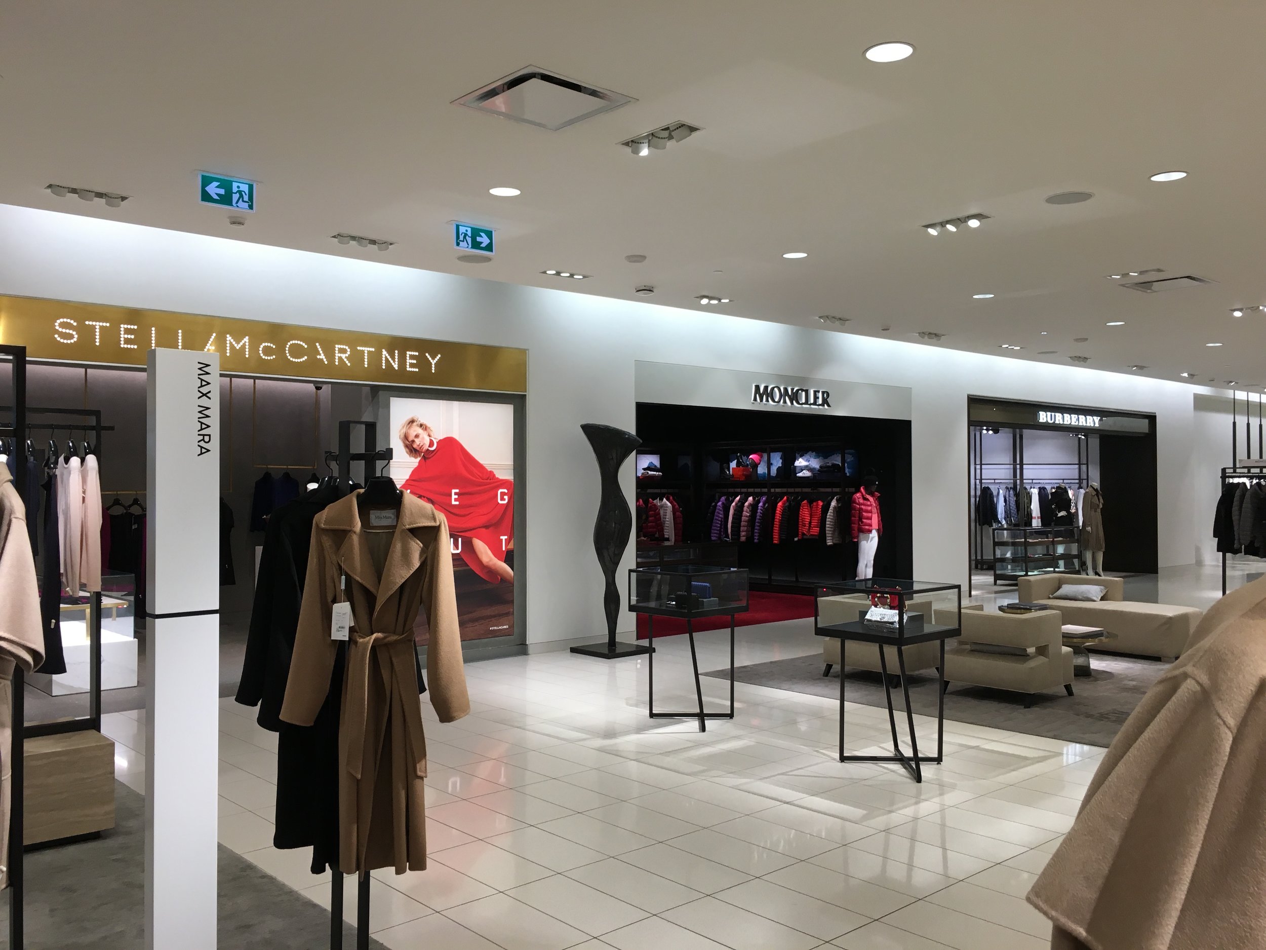 burberry eaton centre