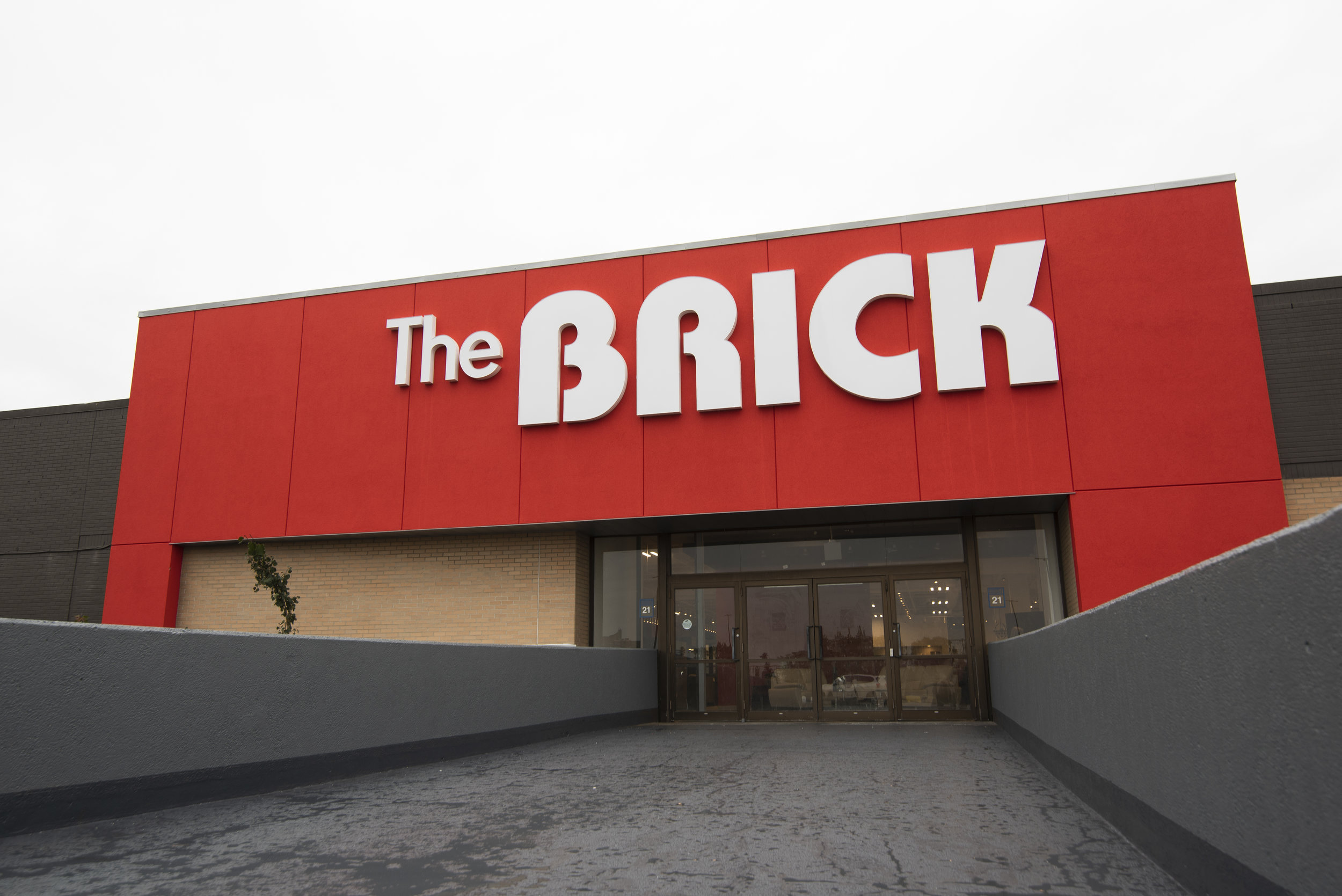 THE BRICK’S NEW STORE AT THE WEST EDMONTON MALL PHOTO: THE BRICK