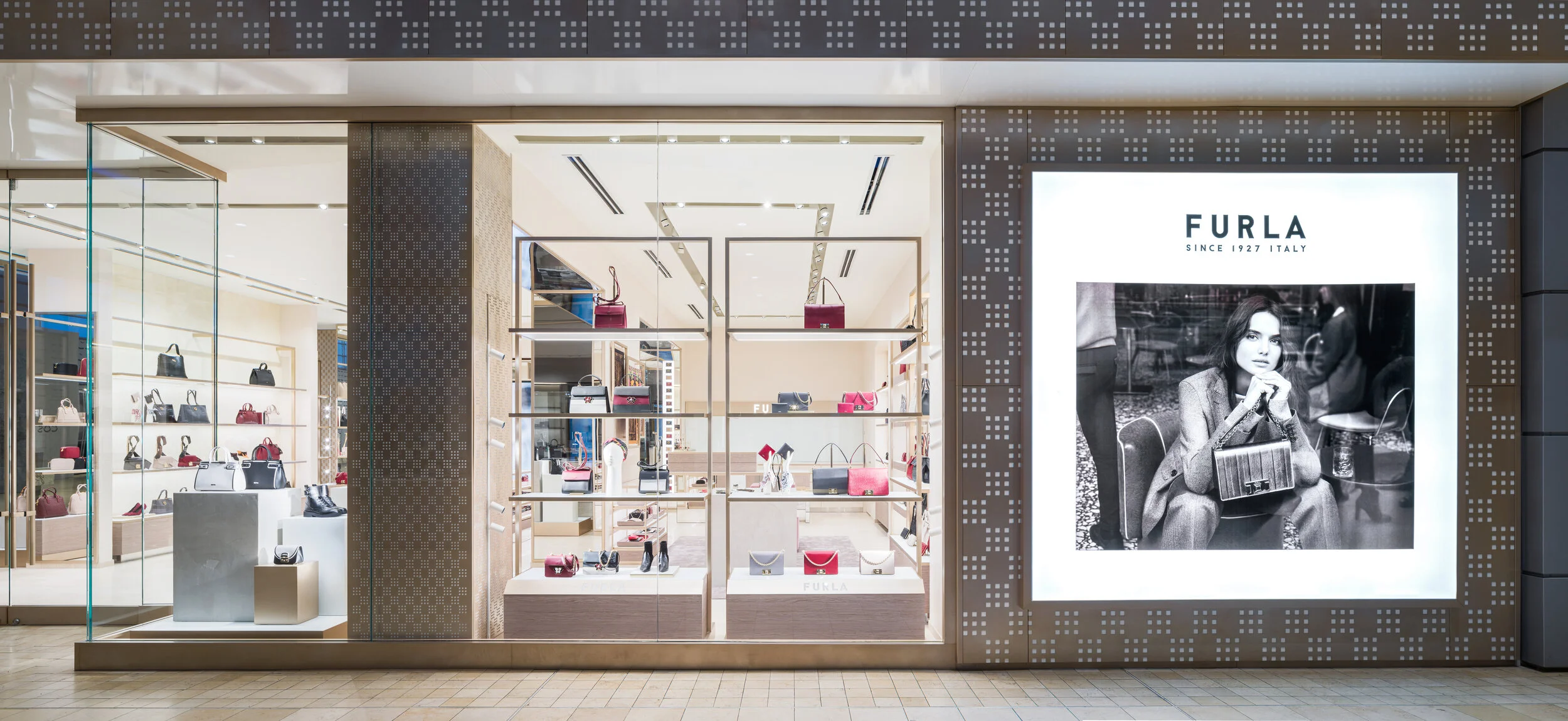 Michael Muraz - Furla Yorkdale 42.jpg