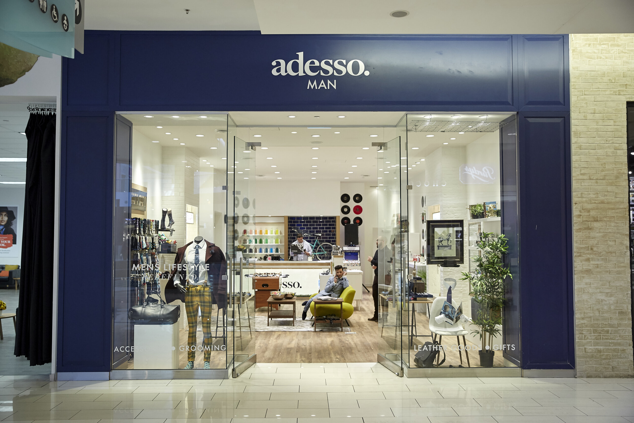 photo: adesso man