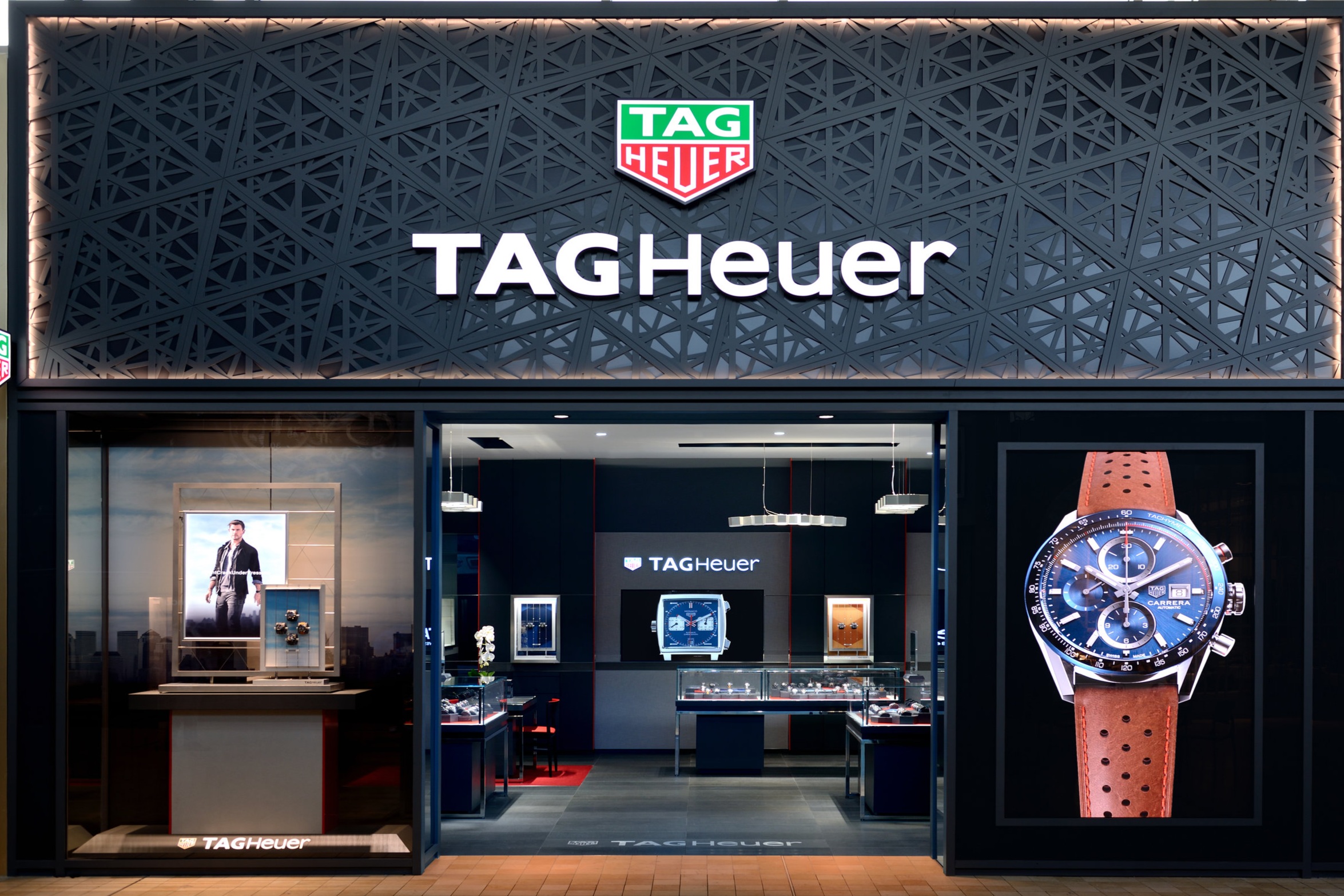 Luxury Watch Brand ‘TAG Heuer’ Opens 1st Standalone Canadian Storefront [Photos]