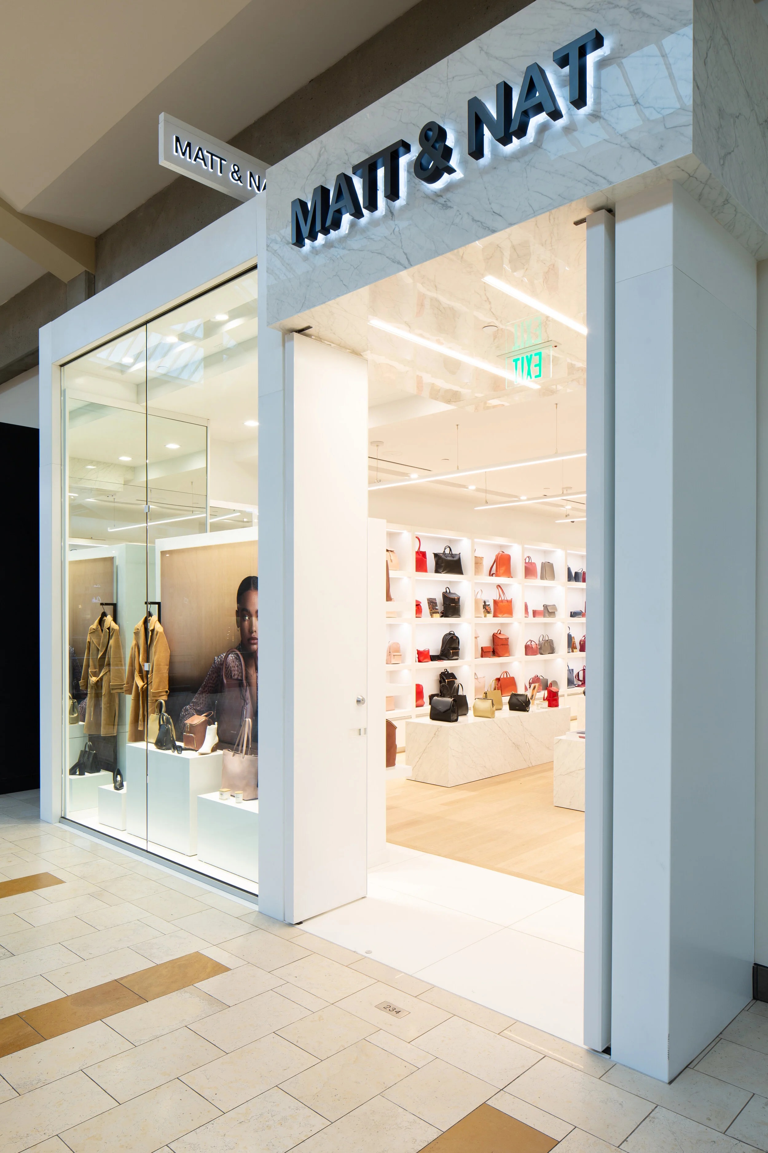 photo: bellevue store, washington