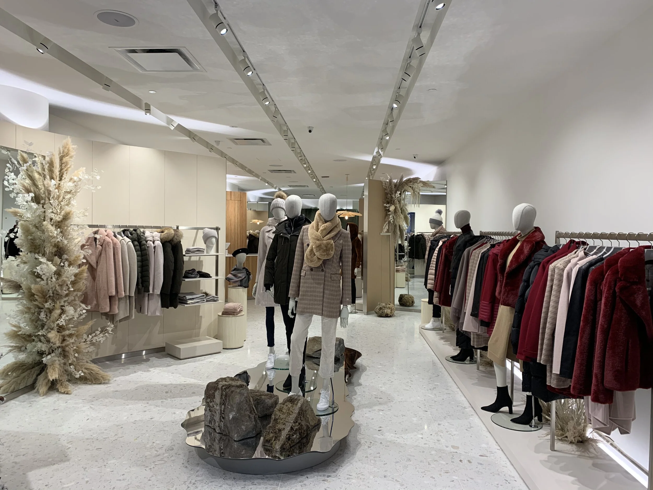 photo: soia & kyo (cf toronto eaton centre)