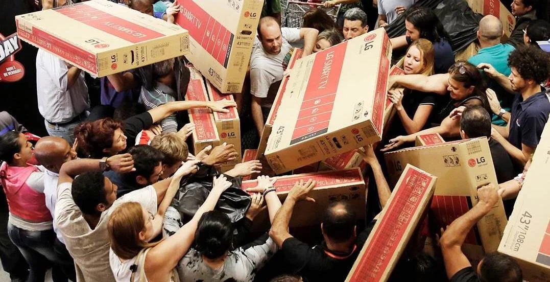 Black-Friday-Shopping.jpg
