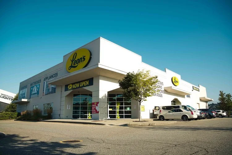 leon’s coquitlam, bc. photo: leon’s
