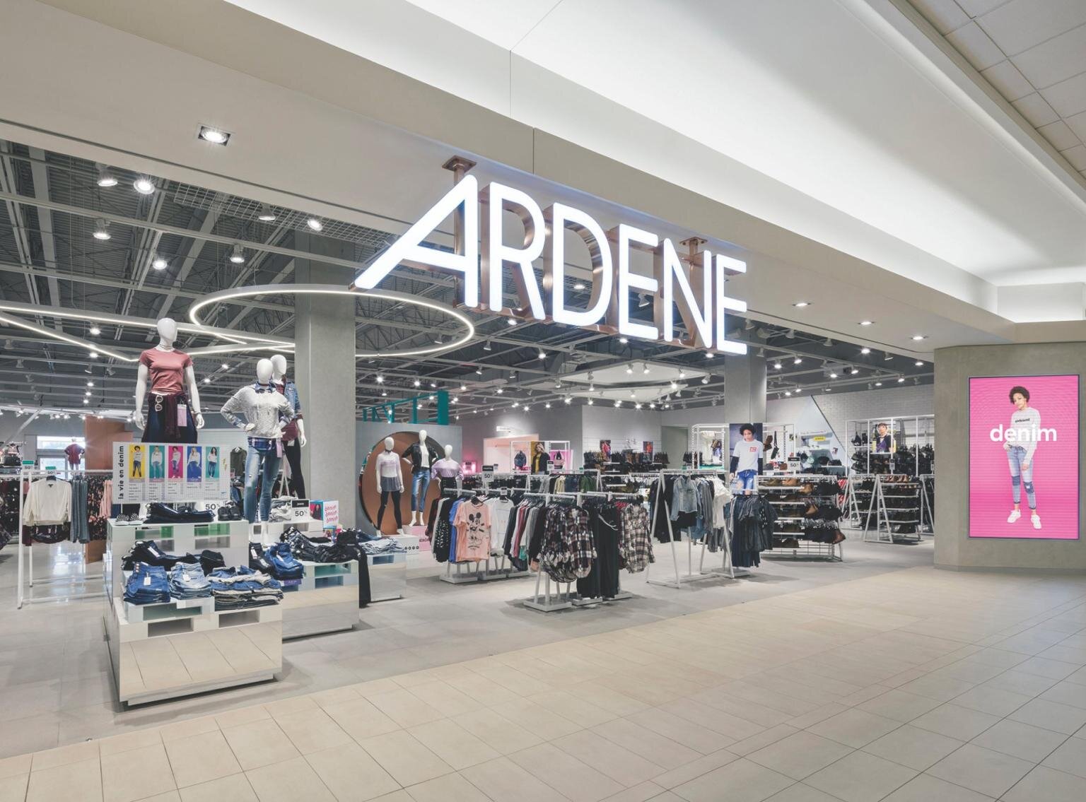 Facade of the new Sherwood Park Mall store near Edmonton. Photo: Ardene