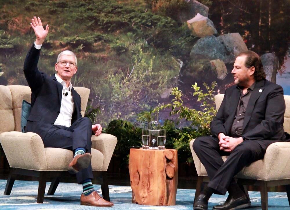 tim cook and marc benioff at dreamforce. photo: dreamforce