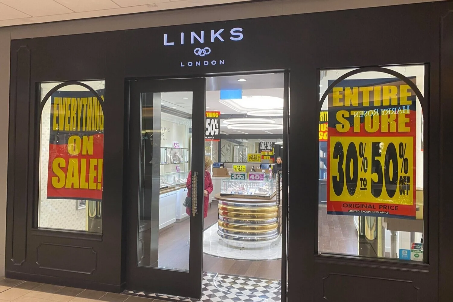 Luxury Brand ‘Links of London’ Shuttering All Canadian Stores Amid Bankruptcy